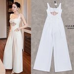 จั้มสูทกางเกงขายาวผ้าทวิตมีเทคเจอร์สีขาวอกหัวใจแขนกุดมีเข็มกลัดดอกไม้ติดช่วงอกเอวเข้ารูป ใส่สบาย : สินค้าคุณภาพ (พร้อมส่ง)