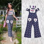 จั้มสูทขายาวเว้าไหล่ กรี๊ดดดด! เป็นผ้ายีนส์อย่างดีพิมพ์ลายดอกไม้เล็กๆ ลายนี้สวยมากแม่ ช่วงอกเป็นงานปักดอกไม้ ใส่สบาย : สินค้าคุณภาพ (พร้อมส่ง)