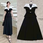 เซต4ชิ้นผ้าสูทอัดกาวทูโทนกันสีตกเสื้อทรงคลุมไหล่ผ่าหลังซิปหลังยาวแต่งเข็มกลัดดอกไม้ ตัวเสื้อเป็นเสื้อทรงตัวยาวเข้ารูปคู่กระโปรงจีบใหญ่รอบตัวทรงใช้ผ้าเยอะมากมาพร้อมเข็มขัดเข้าชุด ใส่สบาย : สินค้าคุณภาพ (พร้อมส่ง)