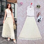 Set เสื้อแขนกุดปกสูทกับกระโปรงยาว ตัวเสื้อผ้าเรียบ สีพื้น อกมีกระดุมเพชร กระดุมหน้า กระโปรงเนื้อผ้าลูกไม้ป๊อบอัพ เอวสูง ซิปหลัง ใส่สบาย : สินค้าคุณภาพ (พร้อมส่ง)