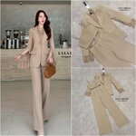 เซต3ชิ้น เสื้อครอปสายเดี่ยวเสริมฟองน้ำปรับสายได้+กางเกงขายาวเอวสูงมีกระเป๋ามีซับใน+เสื้อสูทคอปกแขนยาวผ่าแขนแต่งลูกไม้มีซับใน ชุดอัดกาวอย่างดี ใส่สบาย : สินค้าคุณภาพ (พร้อมส่ง)