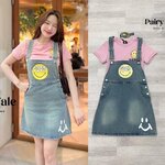 : Set เสื้อยืดสีชมพูตุ่นๆแขนเย็บขอบหน้าอกพิมพ์สมายลี่น่ารัก แมตเอี้ยมยีนกระโปรง สกรีนลายสมายลี่ดอกไม้ น่ารักมาก สียีนฟอกสวยเลยยจ้า ใส่สบาย : สินค้าคุณภาพ (พร้อมส่ง)