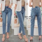 กางเกงยีนส์ทรงboyfriend （เป็นเนื้อยีนส์ยืดนะคะ) ผ้าสวยมาก หนานิ่มใส่สบายสุดๆ เอวสูงงงง ช่วงกระเป๋าหลังปักลูกเล่น2ข้างเก๋ๆ ใส่สบาย : สินค้าคุณภาพ (พร้อมส่ง)