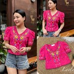 เสื้อผ้าลินิลปักลายดอกไม้สวยๆ ดีเทลปักแน่นๆ คอวีกระดุมผ่าด้านหน้า ทรงเข้าเอวเป็นทรงสวย ใส่สบาย : สินค้าคุณภาพ (พร้อมส่ง)