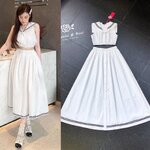 Setเสื้อแขนกุดตัวสวยทรงดี ด้านหน้าแต่งกระดุมเรียงเม็ดสวย เพิ่มความ Cute ด้วยปกกะลาสี แต่งแถบเก๋ ชายเสื้อดึงสม๊อค มาเข้าชุดพร้อมกับกระโปรงทรงเอบาน. ใส่สบาย : สินค้าคุณภาพ (พร้อมส่ง)