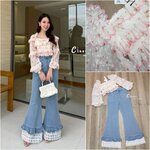 เซตเสื้อ+กางเกงขายาว เสื้อแขนยาว ผ้าชีฟองมีลวดลาย กุ๊นชมพูตัดเป็นชั้นๆ คอเหลี่ยมสามารถคลุมไหล่เปิดไหล่ได้ ตัวเสื้อมีซับในค่ะ ใส่คู่กับกางเกงยีนส์เอวสูง ใส่สบาย : สินค้าคุณภาพ (พร้อมส่ง)