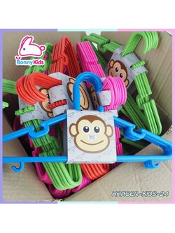 (9199) ไม้แขวนเสื้อ 4 แพ็ค (รวม 24 ชิ้น)