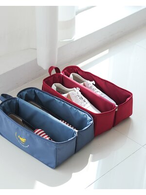 กระเป๋าใส่รองเท้ากันน้ำ อุปกรณ์ห้องน้ำ ผ้าขนหนู หรืออื่น ๆ ได้ตามต้องการ มี 4 สี 4 ลาย ให้เลือก