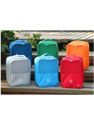 กระเป๋าใส่รองเท้า เสียบกระเป๋าเดินทางได้ ผลิตจากโพลีเอสเตอร์กันน้ำ + ตาข่าย คุณภาพดี มี 6 สี ให้เลือก