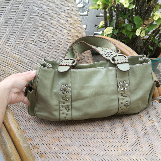 กระเป๋าหนังแท้ NINE WEST สีสวยหายาก ช่องเยอะมาก สวยค่ะ