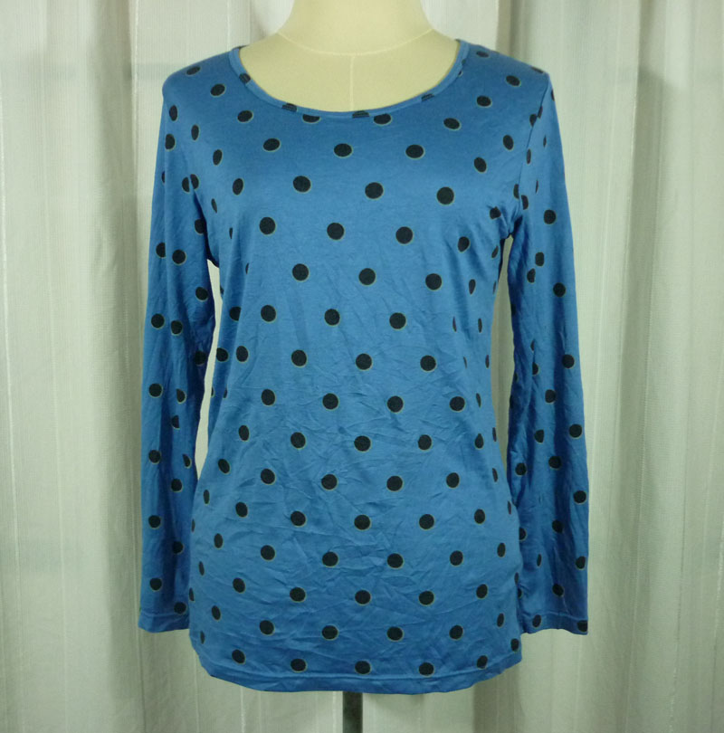 เสื้อฮีทเทคหญิง ฟ้าลายจุด Uniqlo heattech Sz M