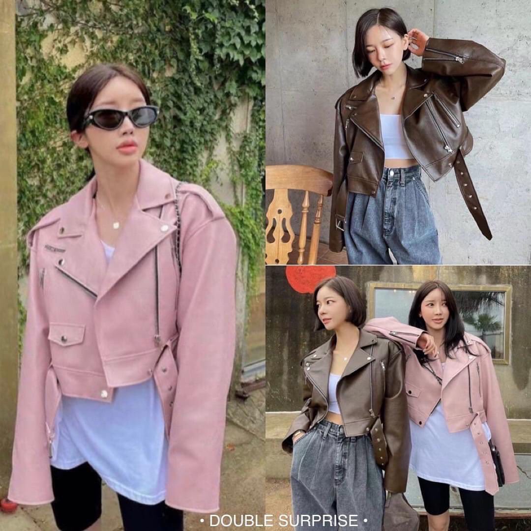 เสื้อJACKETหนัง คอปกทรงสวยเลยค่ะ งานติดซิปด้านหน้าและปลายแขน เจาะ กระเป๋ารูดซิปได้ ชายเสื้อมีเข็มขัด งานมีซับในอย่างดี : สินค้าคุณภาพ (พร้อมส่ง)