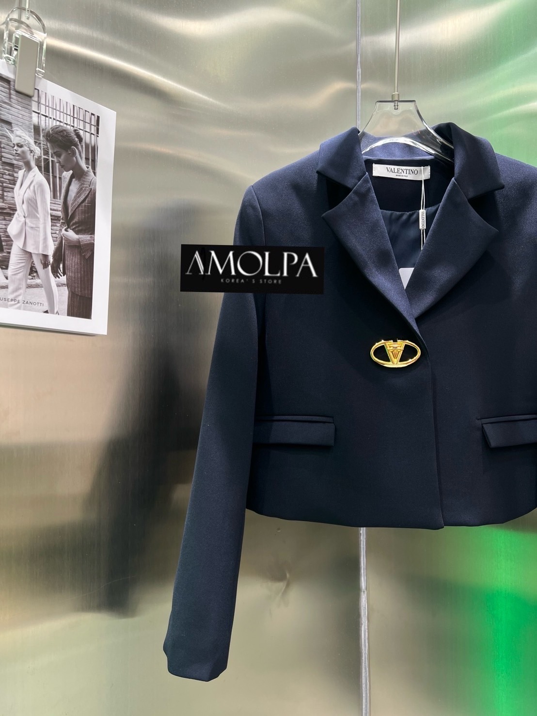 BLAZER VALENTINO Colletion 2024SS งาน hiend สูท VALENTINO เนื้อผ้า อย่างดี ด้านในมีซับในทั้งตัว ใส่สบาย : สินค้าคุณภาพ (พร้อมส่ง)