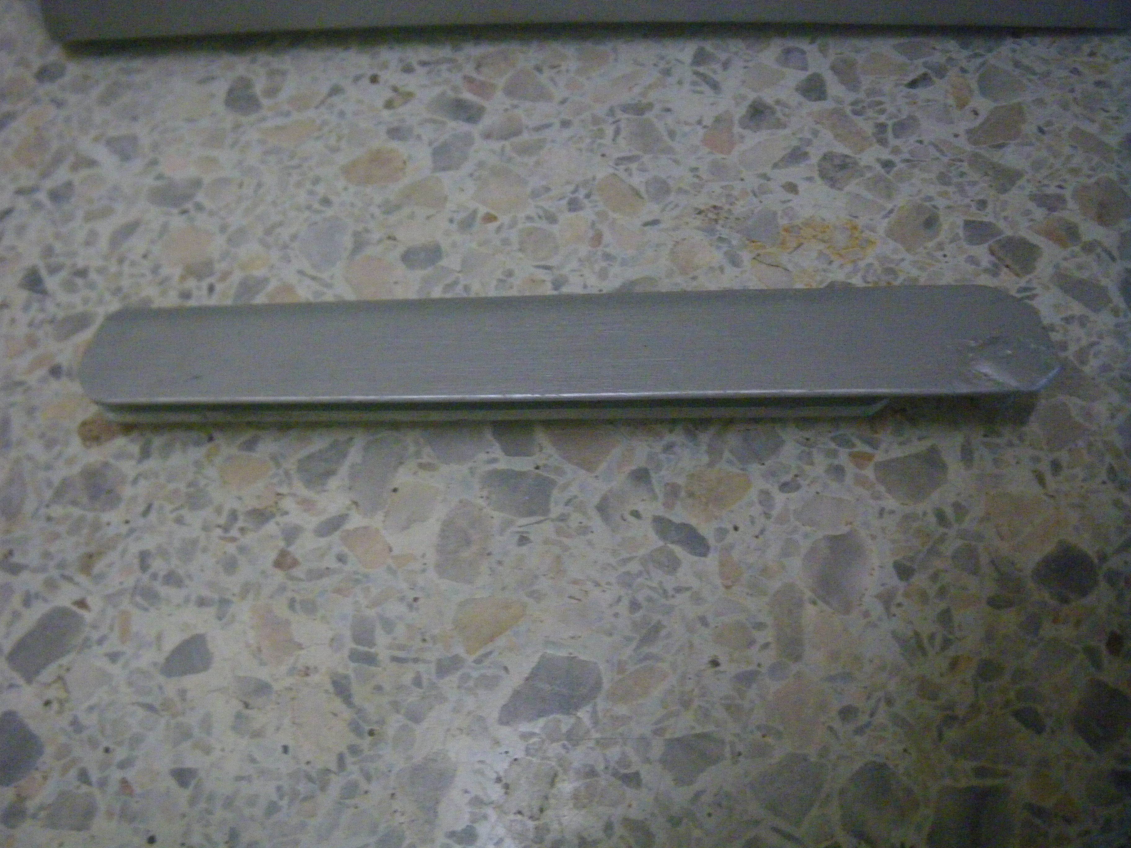 อุปกรณ์ล็อคประตูบังตา ชิ้นงานทำด้วยเหล็ก