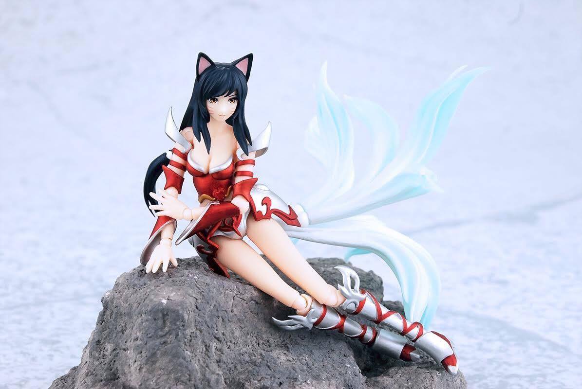 พร้อมส่ง 1/12 Nine-tailed Fox - Ahri กล่องเป็นรอย
