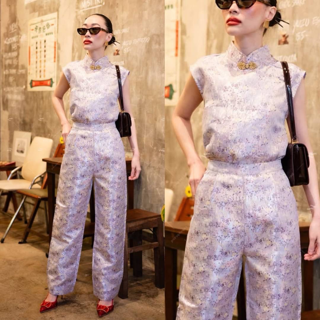 Set เสื้อกี่เพ้าแขนกุดลายดอกมินิ + กางเกงขายาว ใส่สบาย : สินค้าคุณภาพ (พร้อมส่ง)