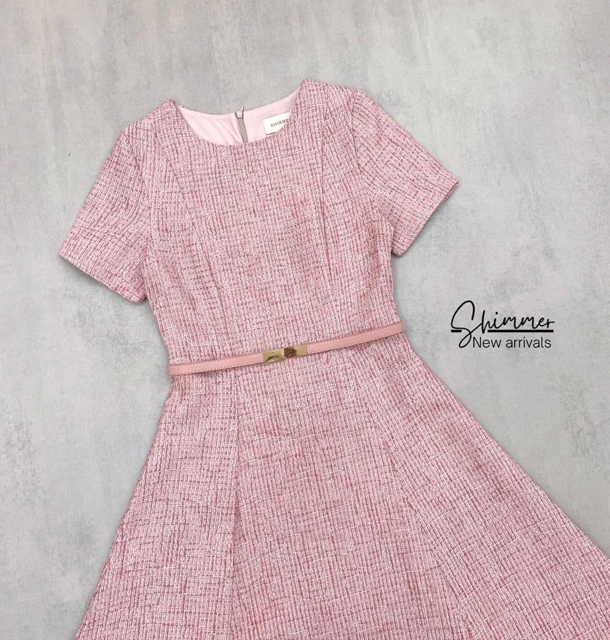 มิดิเดรสผ้าทวีดดีไซน์สุดคลาสสิค มาพร้อมเข็มขัดเข้าเซต ใส่สบาย : สินค้าคุณภาพ (พร้อมส่ง)