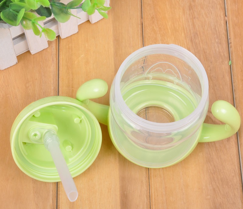 ถ้วยหัดดื่ม NanaBaby ขวดดูดน้ำเด็ก หลอดดูดมีลิ้นกันสำลัก BPA-Free (6 m+)