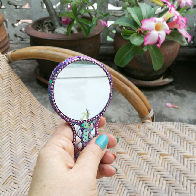 กระจกด้ามจับ ติดกระจกแต่งเลื่อม สวยมากกกก /ของใหม่/