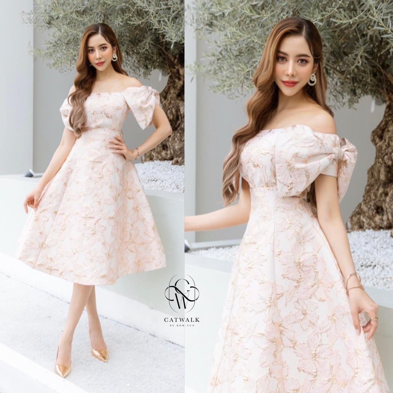 เซตผ้าทอ ลายเสื้อปาดไหล่โบว์ไหล่+กระโปรงทรงย้วย เนื้อผ้าเกรดเอ ผ้าสวยมาก ใส่สบาย สินค้าคุณภาพ (พร้อมส่ง)