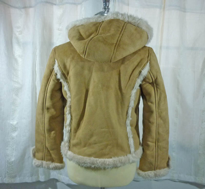 โค้ทชามัวร์บุขนอุ่นติดลบ SzS-M สวยมากก