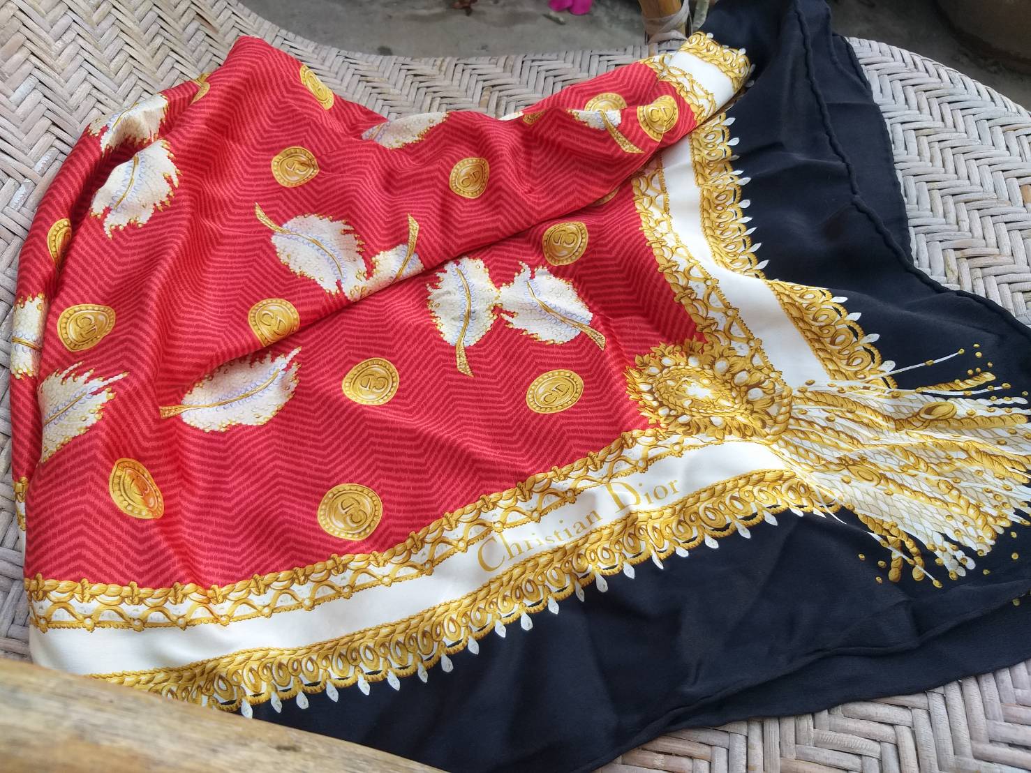 ผ้า Silk Christian Dior ผืนใหญ่