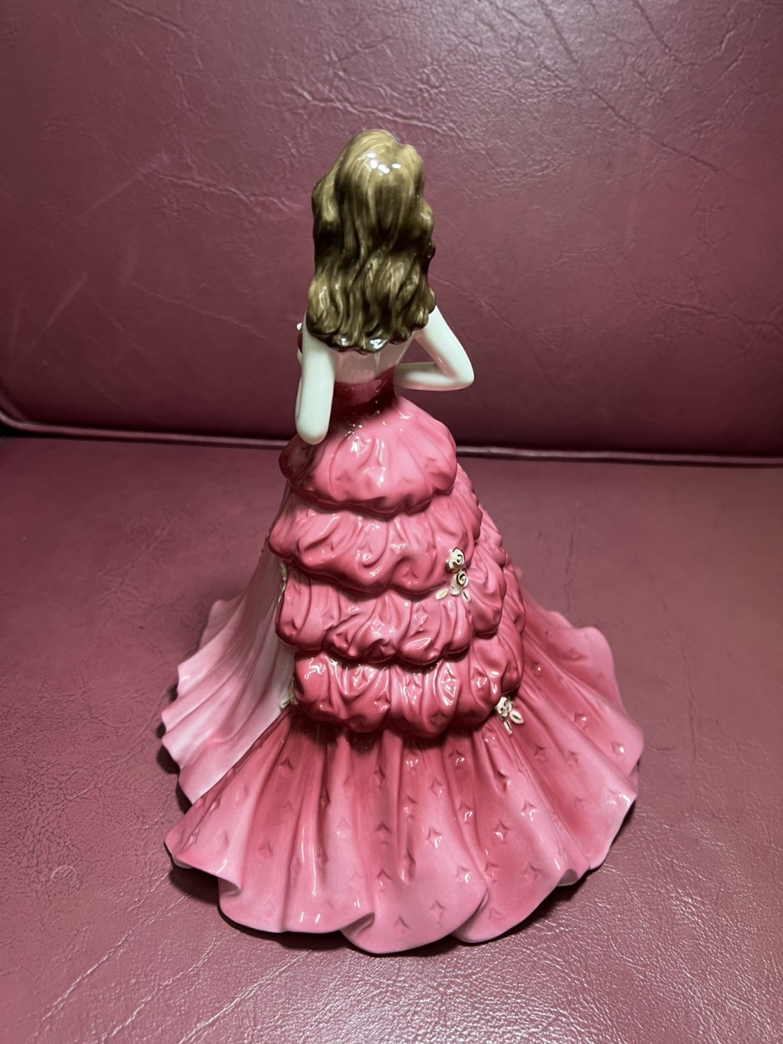 ตุ๊กตาจากอังกฤษ Coalport Ruby Anniversary ของแท้