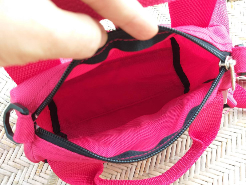 กระเป๋า BENETTON ใหม่ป้ายห้อย น่ารักมากกก