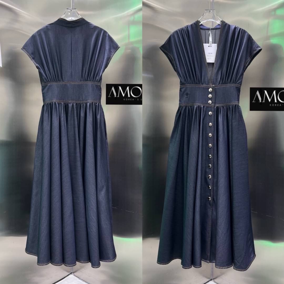 MAXI CD DENIM สวยหรู ดูแพง สมมมมมเป็นตัวแม่แห่งวงการรร ...งานสูท สุดพรีเมียมม สินค้าคุณภาพ (พร้อมส่ง)