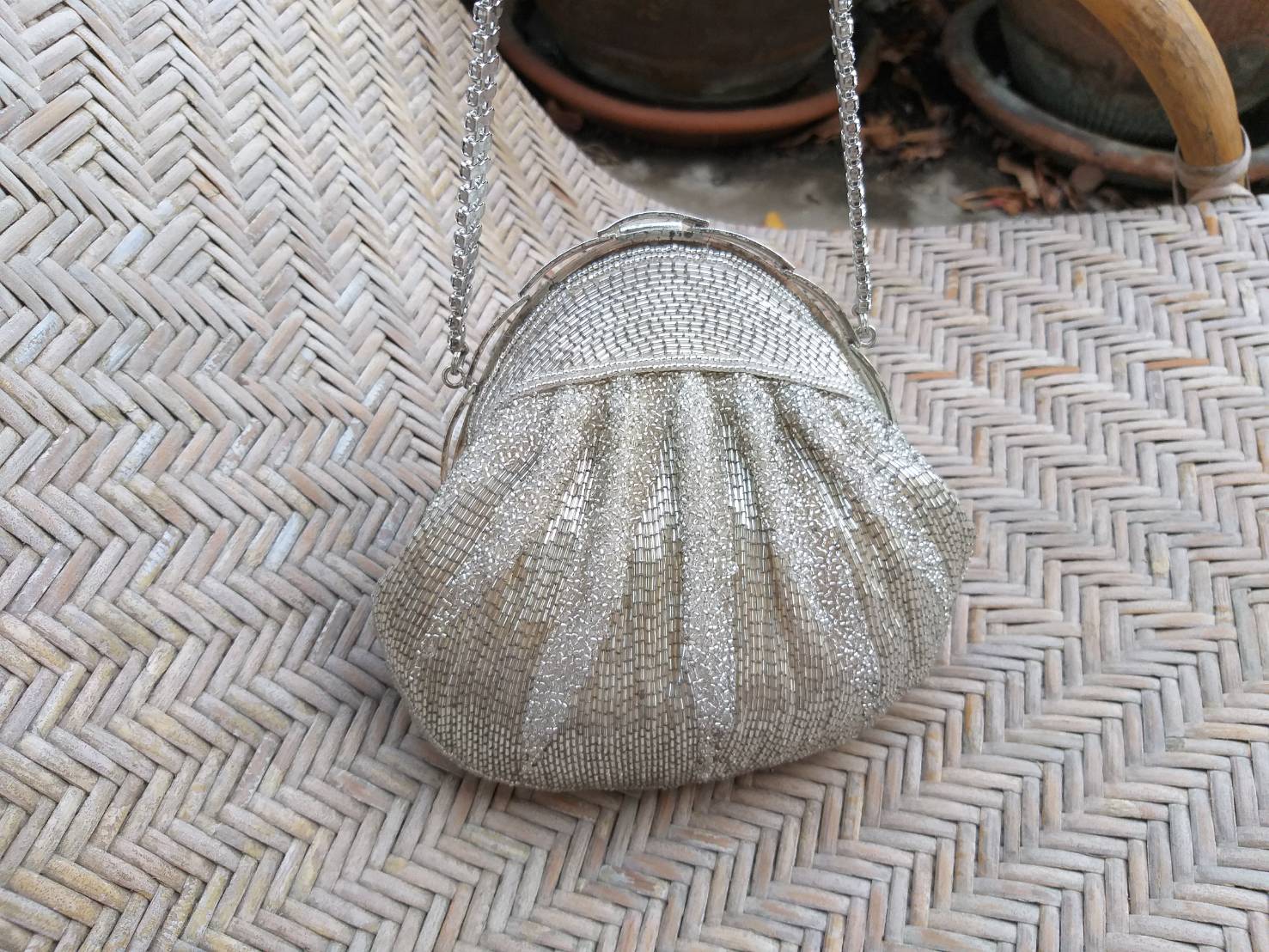 กระเป๋าออกงาน ปักเลื่อมทั้งใบสวยมากกกก