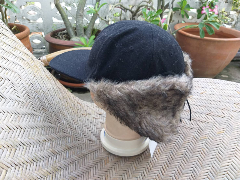 หมวกแก๊ปปิดหู กันหนาว MURUA ราคาป้าย 1470บ.