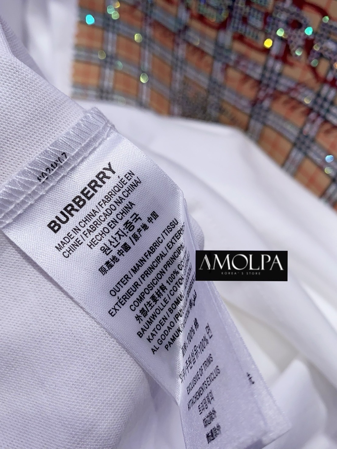 เสื้อยืด BB ปักLOGO หน้าอกลายBBเพชร แน่น สวยเด่น ลายใหม่ชนช๊อปป สวยม๊ากกกกก เนื้อผ้าดีมากๆค่ะ ผ้าเย็นๆ ใส่สบายสุดๆ ใส่สบาย : สินค้าคุณภาพ (พร้อมส่ง)