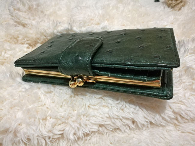 กระเป๋าสตางค์หนังนกกระจอกเทศ