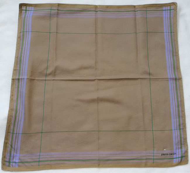 ผ้าเช็ดหน้าชาบแบรนด์เนม pierre cardin