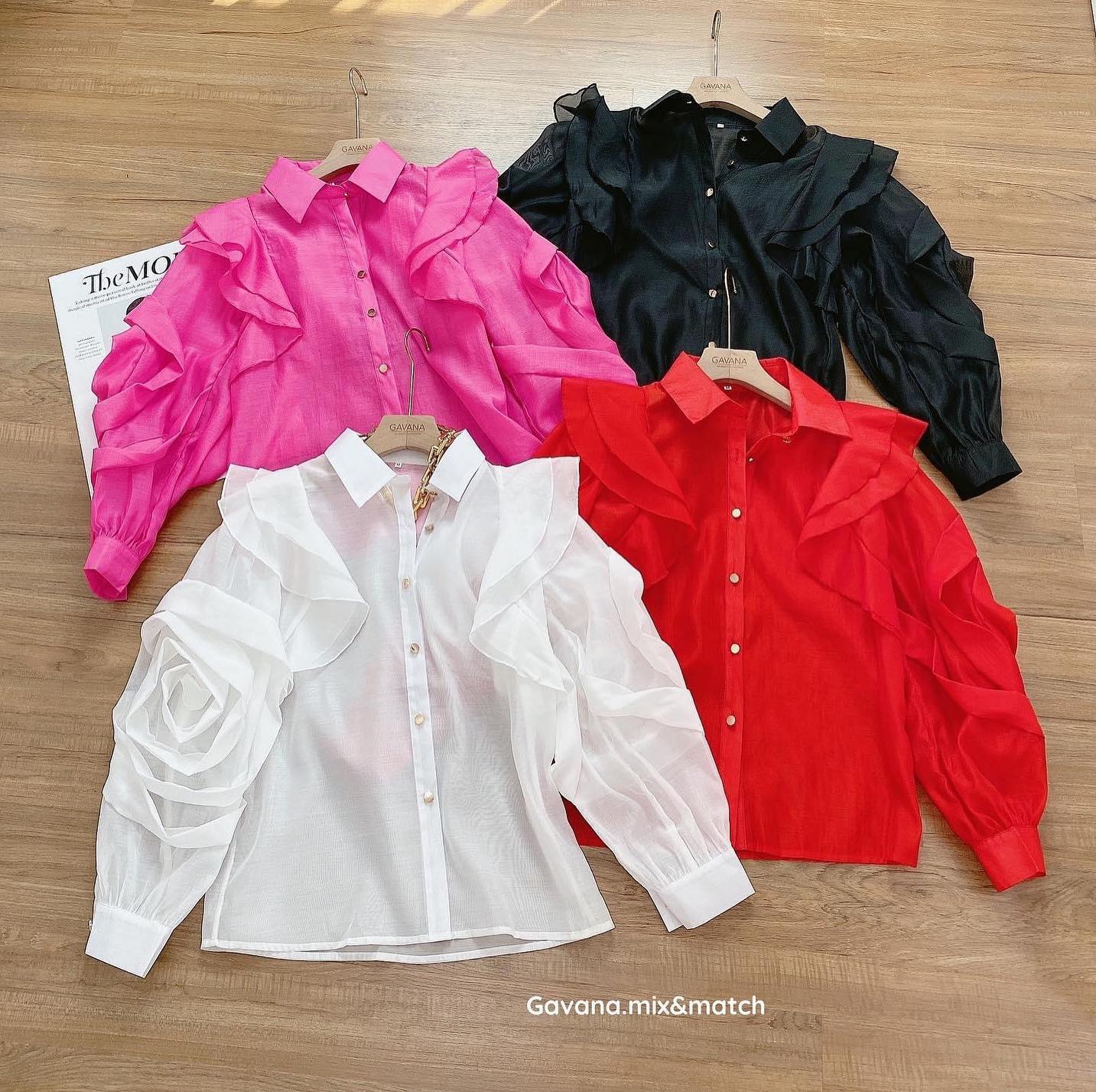 เสื้อเชิ้ตซีทรูผ้าออแกนซ่า แขนดอกไม้3d ใส่สวยดูดีมากเลยค่า : สินค้าคุณภาพ (พร้อมส่ง)