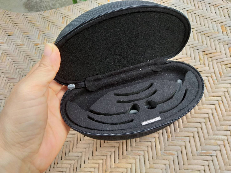 กล่องแว่น Oakley Half Jacket / Flak Jacket