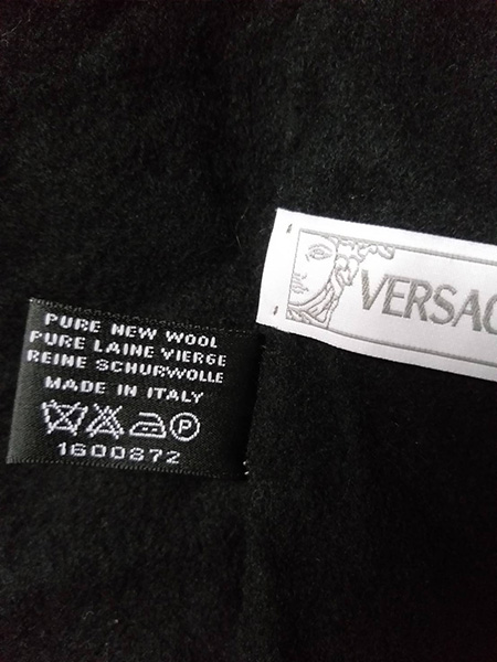 ผ้าพันคอ สีดำ VERSACE ของแท้