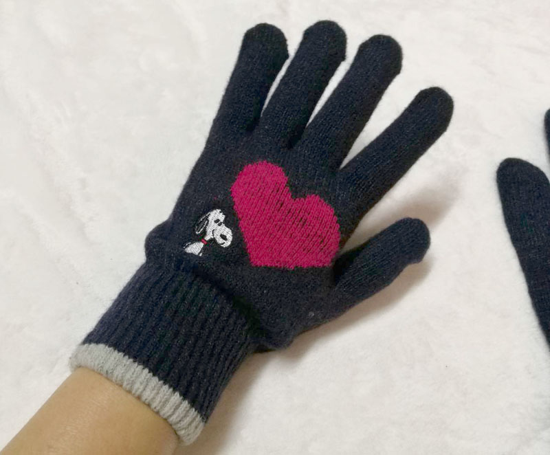 ถุงมือไหมพรม SNOOPY ลิขสิทธิ์แท้ (ของใหม่)