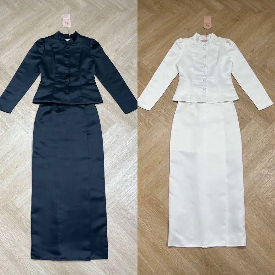 ••NEW ARRIVALS•• STATUS : พร้อมส่ง SML XL 2XL TAG : BT studio DETAIL : *แพนเทิร์นเล็ก บวกเพิ่ม1ไซส์* ชุดเซท 2 ชิ้น เสื้อแขนยาว คอตั้ง กระดุมด้านหน้าเรียงใช้งานได้จริง ช่วงเอวเข้ารูป กระโปรงยาวทรงตรง มีซิปซ่อนด้านหลัง มีซับในทั้งตัว SIZE : ขนาดโดยประมาณ S