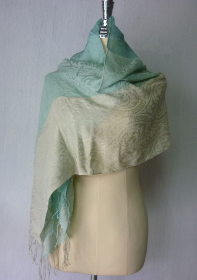 ผ้าพันคอ ผ้าคลุมไหล่ 100% wool /ของใหม่/