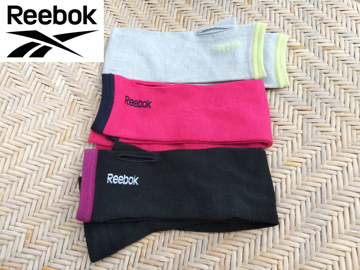 ปลอกแขนนักปั่นจักรยาน Reebox 3 คู่ /ของใหม่/