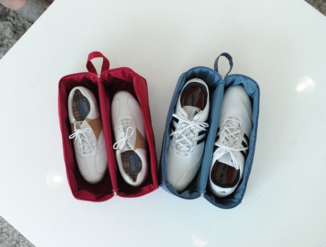 กระเป๋าใส่รองเท้ากันน้ำ อุปกรณ์ห้องน้ำ ผ้าขนหนู หรืออื่น ๆ ได้ตามต้องการ มี 4 สี 4 ลาย ให้เลือก