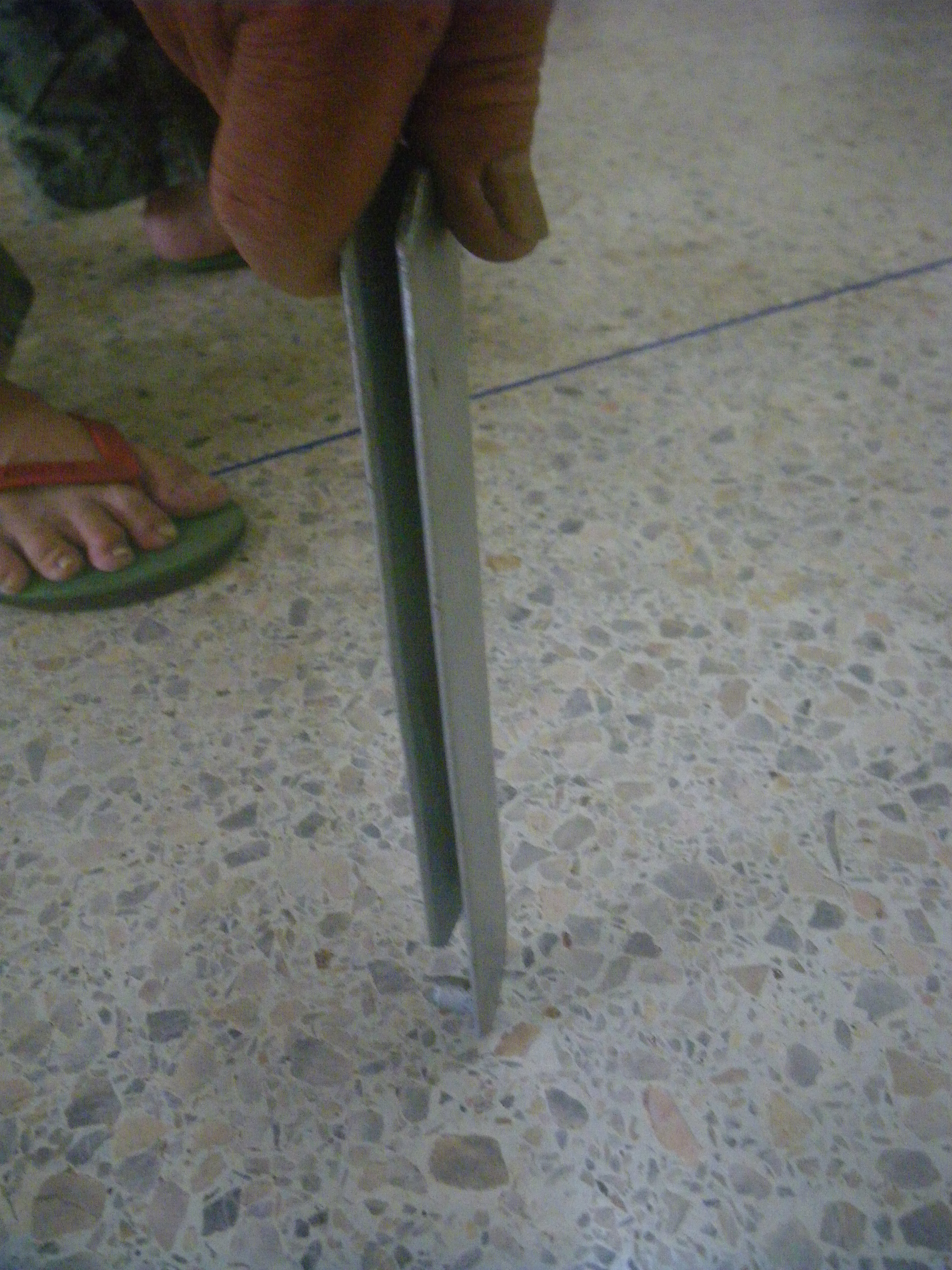 อุปกรณ์ล็อคประตูบังตา ชิ้นงานทำด้วยเหล็ก