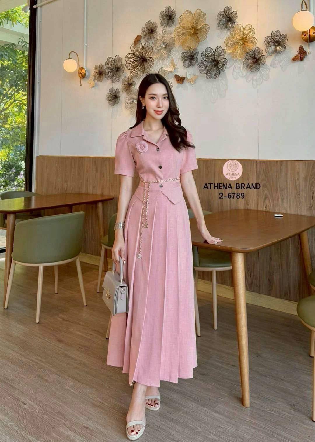 Set 4 ชิ้น เสื้อ+กระโปรง+เข็มขัด+เข็มกลัด ใส่สบาย : สินค้าคุณภาพ (พร้อมส่ง)