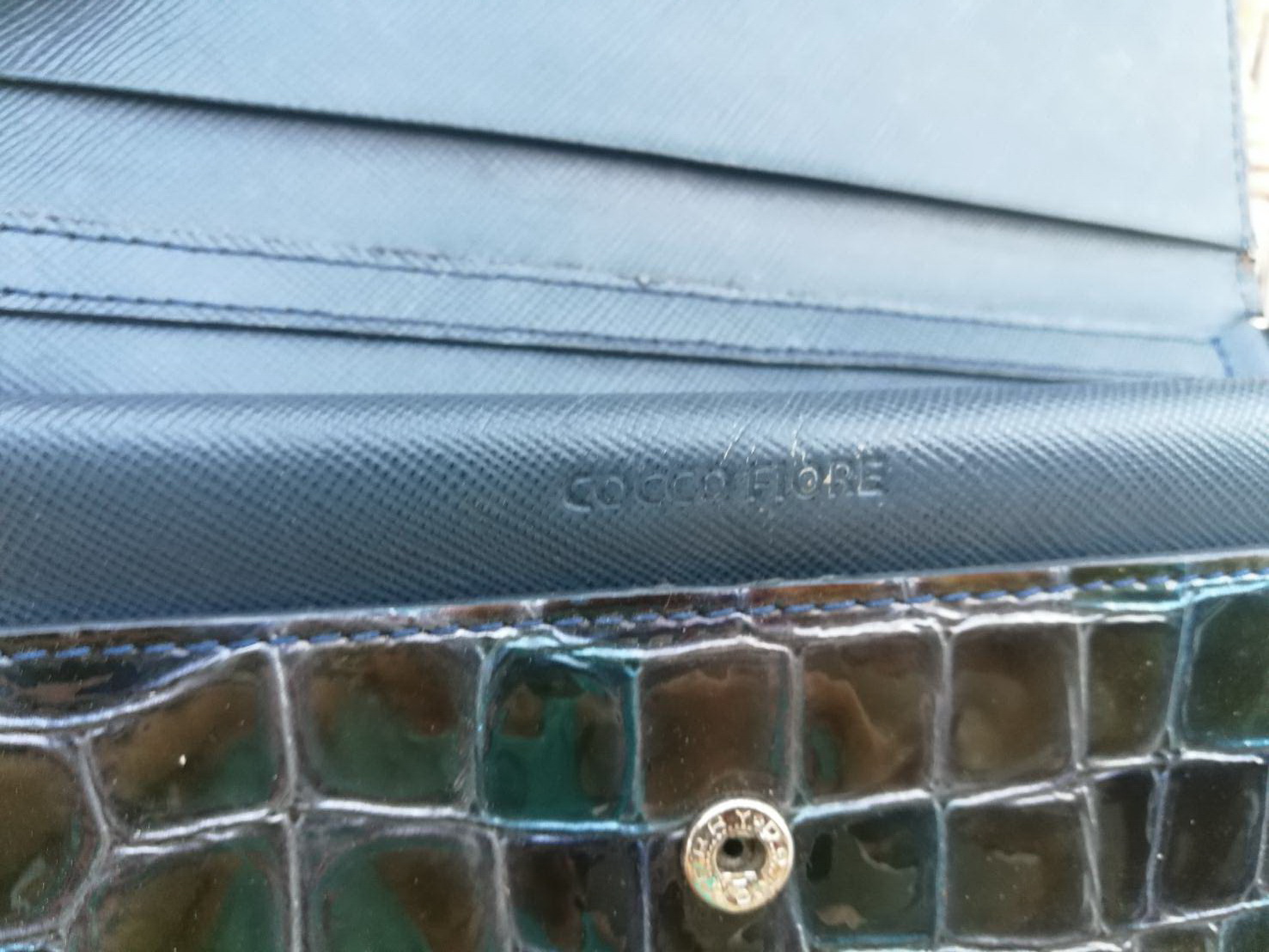 กระเป๋าสตางค์ COCCO FIORE หนังแก้ว ช่องเยอะ