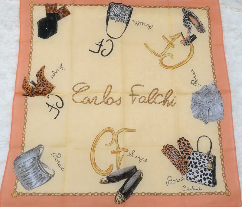 ผ้าเช็ดหน้าแบรนด์เนม Carlos Falchi