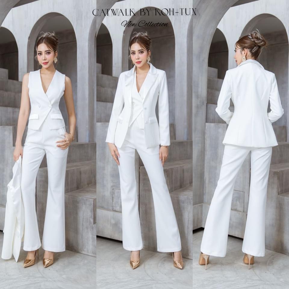 เซตBLAZER 3 ชิ้น เสื้อกั๊กครอปแขนกุด ทรงเข้ารูปคอวี ตัวBLAZERแล้วดูเท่ห์ มาก +กางเกงทรงขาขาม้า ใส่สบาย สินค้าคุณภาพ (พร้อมส่ง)