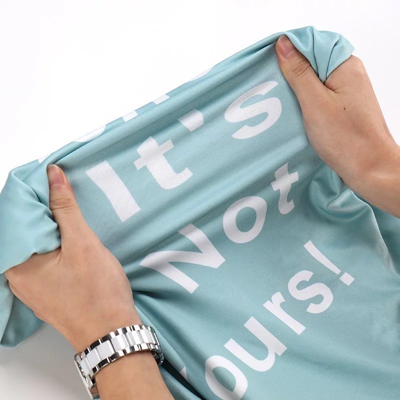 (ผ้ายืด มีลาย ขนาด M) ผ้าคลุมกระเป๋าเดินทาง ขนาด 24 - 26 นิ้ว ผ้ายืดกันน้ำ ก้นกระดุม กันรอยขีดข่วน มี 4 สีให้เลือก