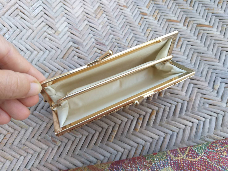 เซ็ทกระเป๋าสตางค์ สวยมาก เป็นของขวัญได้เลย (ของใหม่)