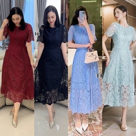 (ไซส์อก46) เดรสยาวลูกไม้ คอกลมใช้ผ้าลูกไม้เนื้อหนาอย่างดี ขึ้นลวดลายดอกไม้ ลายชัด ผ้าแน่นสวย ตัดต่อเพิ่มดีเทลแต่งด้วยลูกไม้ทรงกลมหลายจุด ใส่สบาย : สินค้าคุณภาพ (พร้อมส่ง)